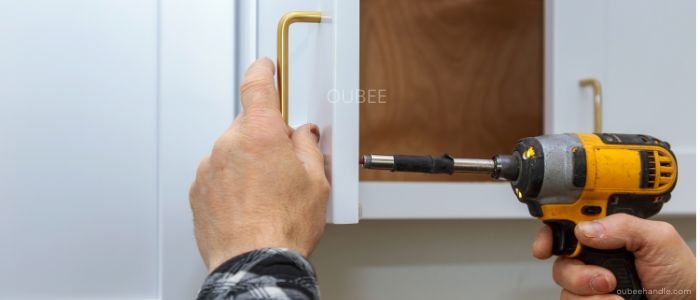 Install Cabinet Bar Pulls